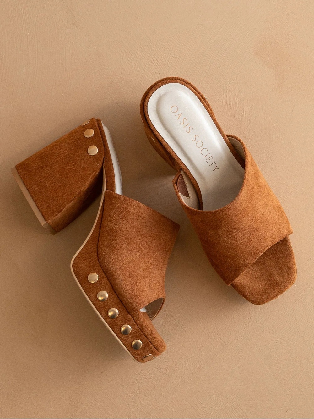 Oasis Society Suede Block Heel in Caramel